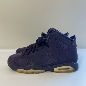 Jordan’s 6 retro purple dynasty size 7